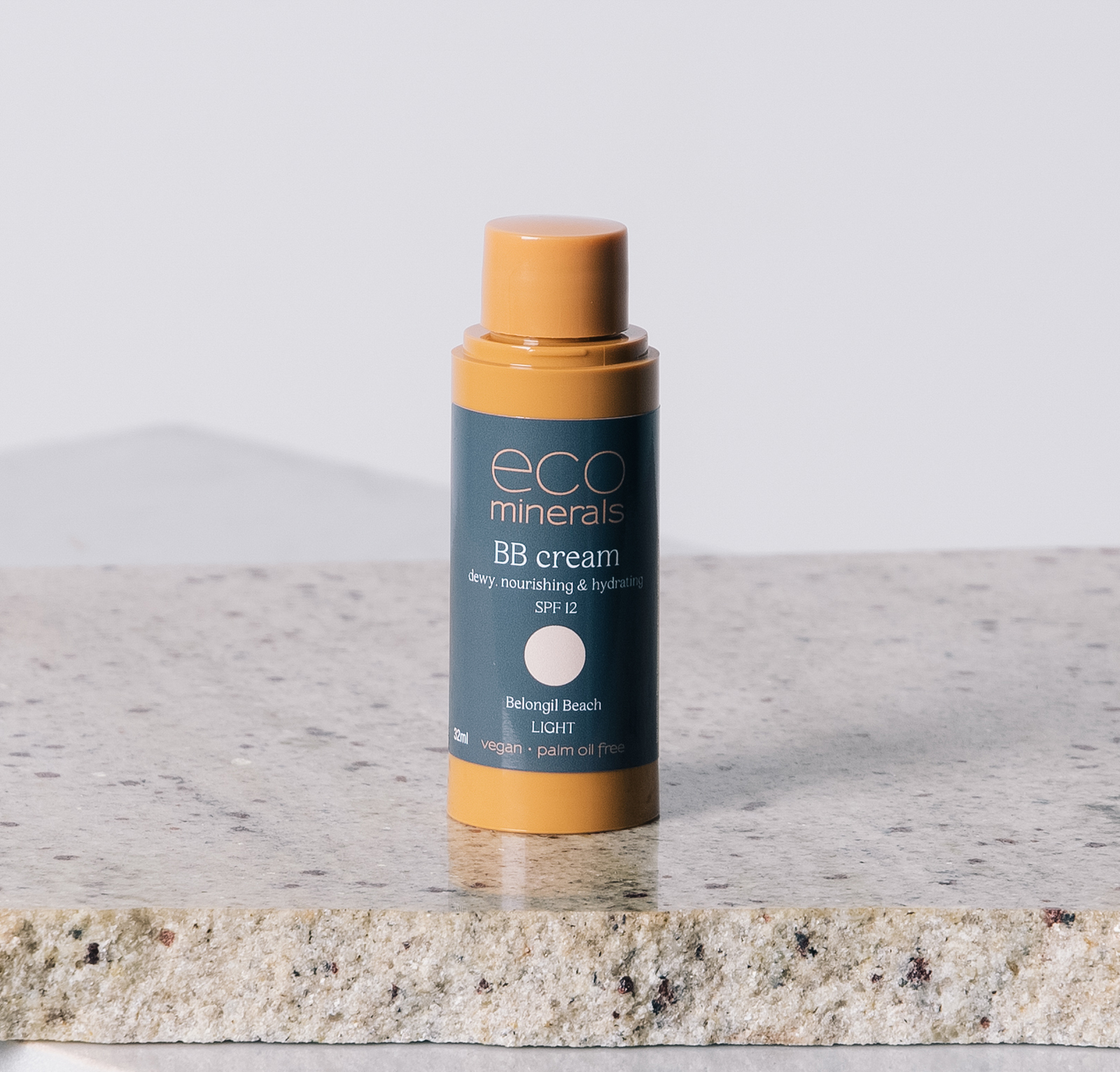REFILL BB Cream Light, Belongil Beach 32ml refill cartridge